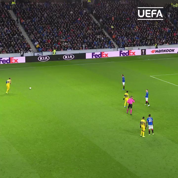 Number 1 in the #UEL?โฃ
โฃ
Allan McGregor in fine form for Rangers! ๐
@therealgreegsy1 | @RangersFC