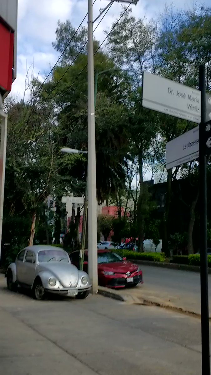 #Entérate #CdMx no es #CiudadDeDerechos no hay #EspacioDeParticipación.9meses sin #MásYMejorMovilidad en #anarquíaCdMx #tierraSinLey #C5 #espaciosRecuperados#buenFin al #malGobierno #MorenaYaNoTeCreo #síHayDeOtra #PANmiente #AccionesBJ2019 #HdP#historiasDeReportero @sopitas