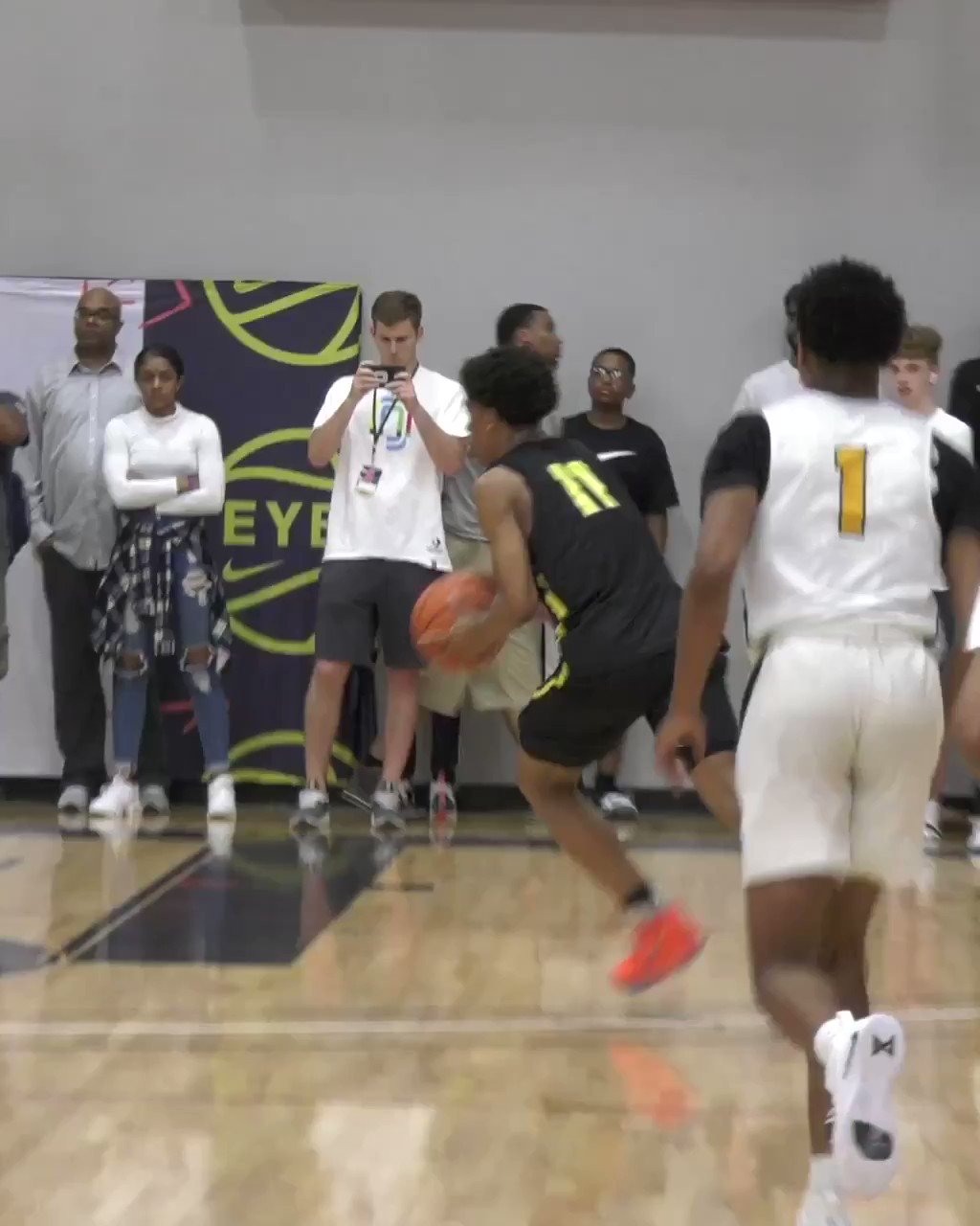 Happy Birthday to Isaiah Jackson, 2020 UK commit! Can t wait to see him in Kentucky Blue 