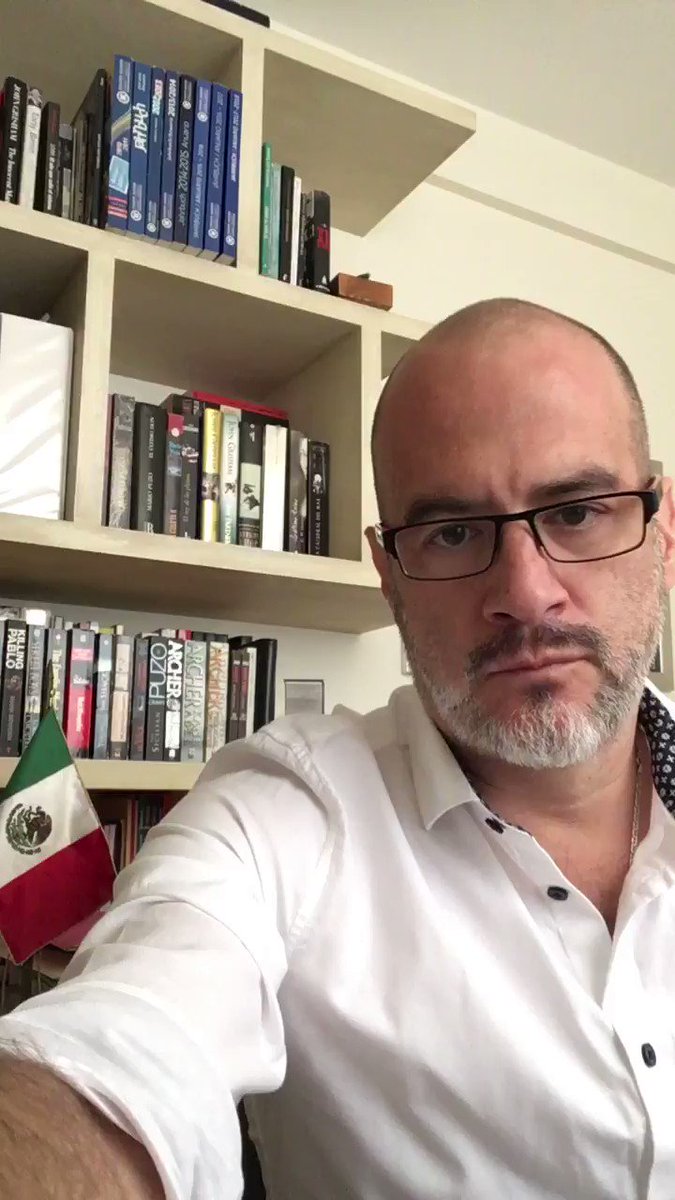 A casi un año del inicio del gobierno, 5 palabras lo describen:1. Destrucción2. Captura3. Improvisación4. División5. AutoritarismoDesde la sociedad, las más podemos cambiar por:1. Reconstrucción2. Defensa3. Técnica4. Diversidad5. Estado de DetechoEstamos a Tiempo