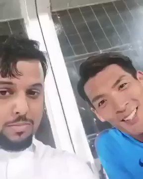 المترجم "الشهري" يوضح لـ"سبق" ملابسات مقطع الحوار بينه ولاعب أوراوا "ماكينو".https://sabq.org/7N6ygb