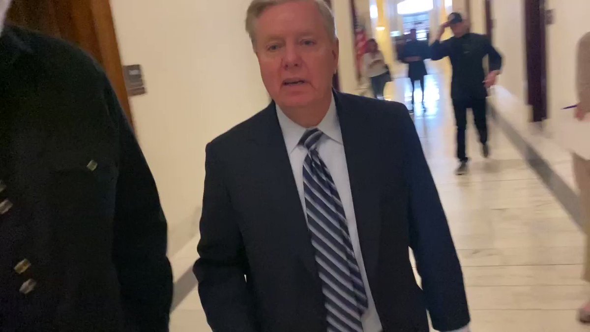 Marine Corps Iraq Vet @JeffKey tried to have a civil conversation with Senator Lindsay Graham about our oath to defend the Constitution.
Lindsay Graham chose Donald Trump over loyalty to our democracy. @NoOneIsAboveLaw
#VetsForImpeachment