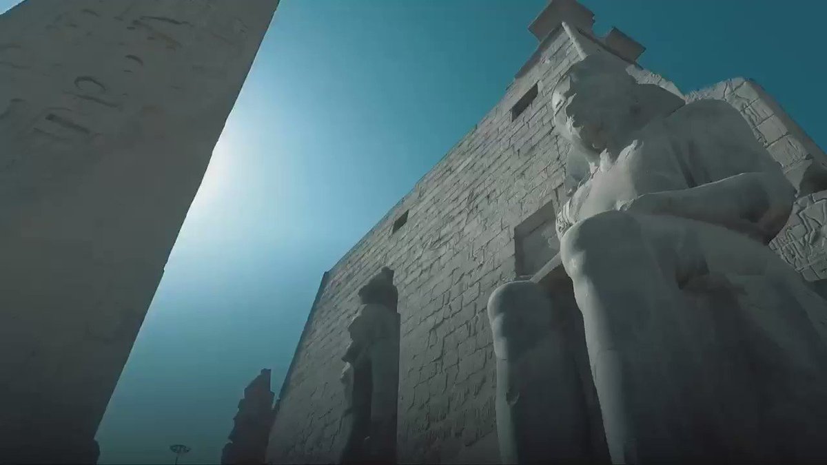 كلنا عارفين معبد الكرنك في الأقصر بس سمعت قبل كده عن جزيرة الموز؟
قولنا إيه أكتر مكان بتحبه في الأقصر؟ ومتنساش تتفرج على الفيديو بالكامل من على صفحتنا على فيس بوك
@YoussefelTohamy
#٢٥سنة_٢٥مدينة
#٢٥سنة_بتحبه_٢٥سنة_بيحبك