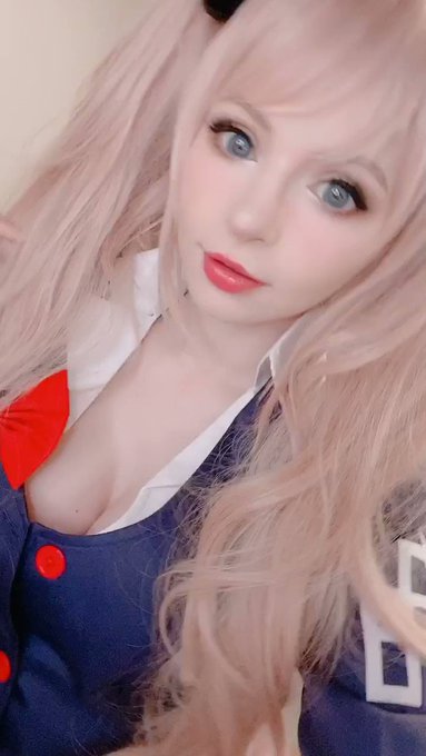 Twitterのコスプレ動画1