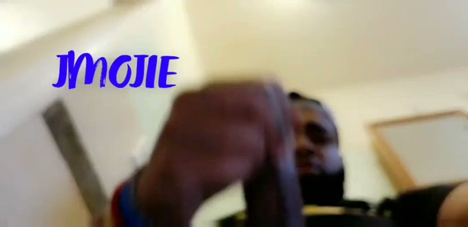 READY OR NOT HERE I CUMM💦 LIKE &amp; RETWEET  IF YA THINK I GOTTA A PRETTY MEAT 👀🤷&zwj;♂️💯 https://t.co/Dsyq<a href="/tag/linkinbio"class="tags"><span>#linkinbio</span></a>