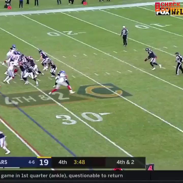 Still trying to figure out how Cordarrelle Patterson prevented a touchback on this punt π€
@ceeflashpee84
(h/t @ChicagoBears)