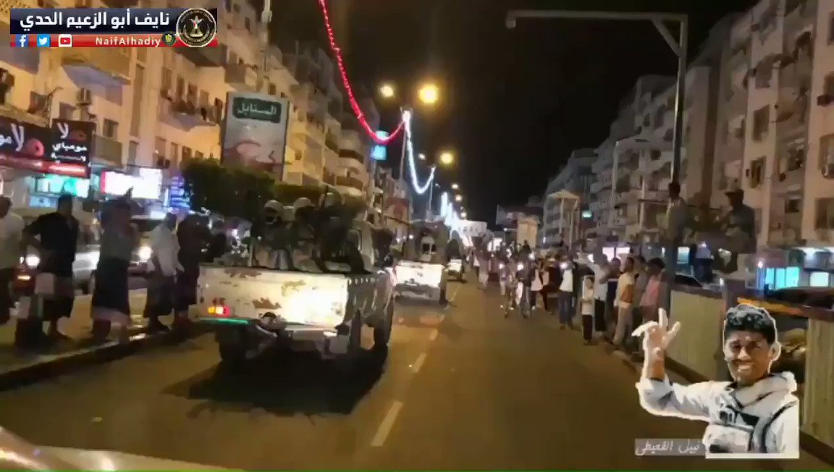 الرئيس الزبيدي الى عدنأمر طبيعي جدا حينما يعود القائد إلى وطنه أن يلقى مثل هذه الحفاوة في الإستقبال.هذه بلادناوهذا وطنا الذي سلب منا في غفلة من الزمن وسيعود بإذن الله وبعزم شعب الجنوب وعون الاشقاء أفضل مما كان منسجما مع محيطة العربي بقيادة المملكة.#قياده_الانتقالي_تعود_بالنصر