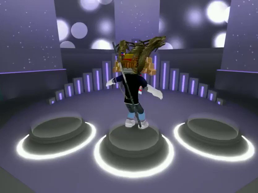 Roblox (@Roblox) on Twitter photo 2019-11-29 00:01:30 Looks like Likers222 has been getting into the spirit of the #RobloxCreatorChallenge! Way to carry the same sense of style and individuality onto your avatar. Got a holiday look to show off? Link your profile to be considered for #Roblox #AvatarOfTheWeek! Looks like Likers222 has been getting into the spirit of the #RobloxCreatorChallenge! Way to carry the same sense of style and individuality onto your avatar. Got a holiday look to show off? Link your profile to be considered for #Roblox #AvatarOfTheWeek!