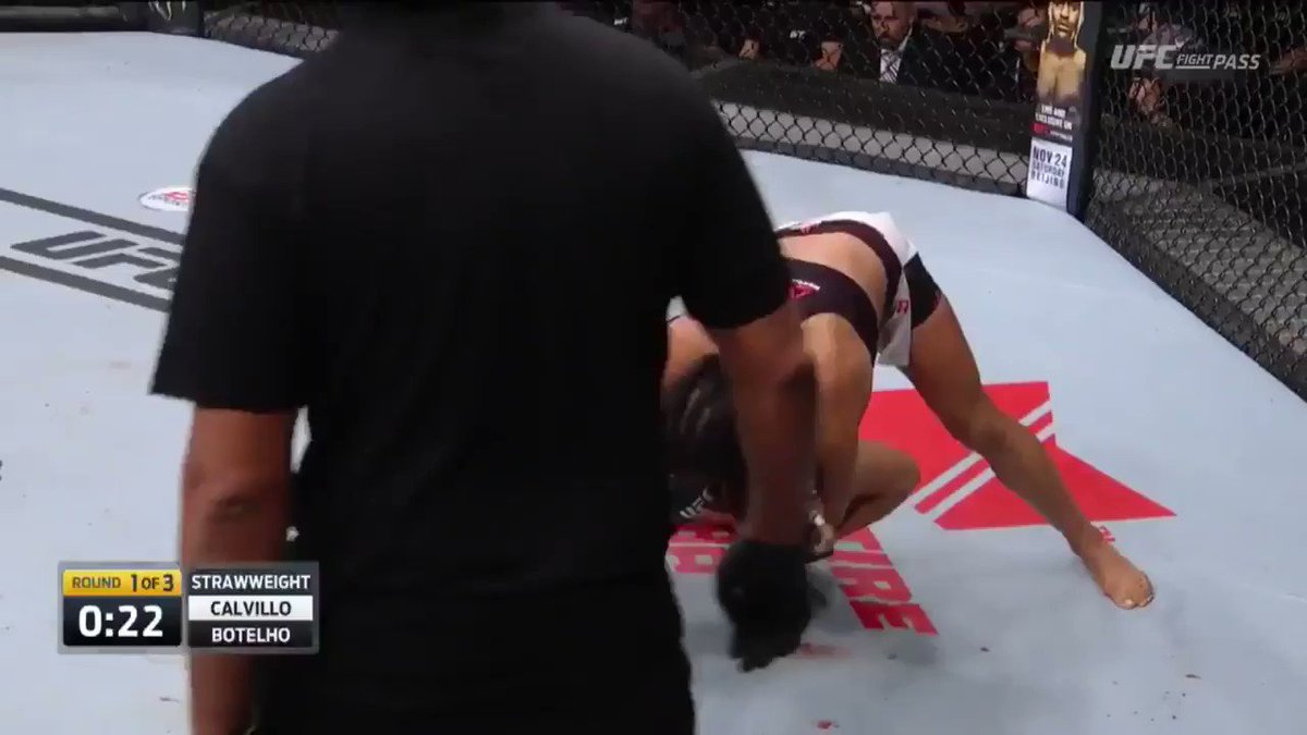 ¡Letal! @cyn_calvillo capitaliza cualquier mínimo espacio que sus rivales le den. Este 7 de diciembre, buscará en #UFCDC una nueva víctima‼️ https://t.co/1ucQWeGaUh