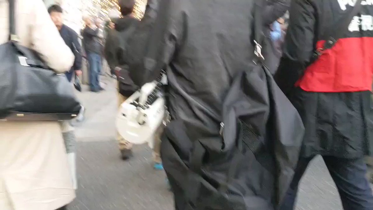 【2019/12/1】「警察はヘイトスピーチ解消法を読め」レイシストを集団で護衛する警察に説教発生。新宿ヘイトデモカウンター #1201新宿ヘイトデモを許すな