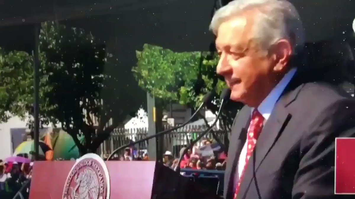 #AMLOFest #FelizDomingo #AmloNoEstasSolo #Mujica Este AMLO, saluda a cualquiera.. 馃槈Miren el videito.... y RT porfa