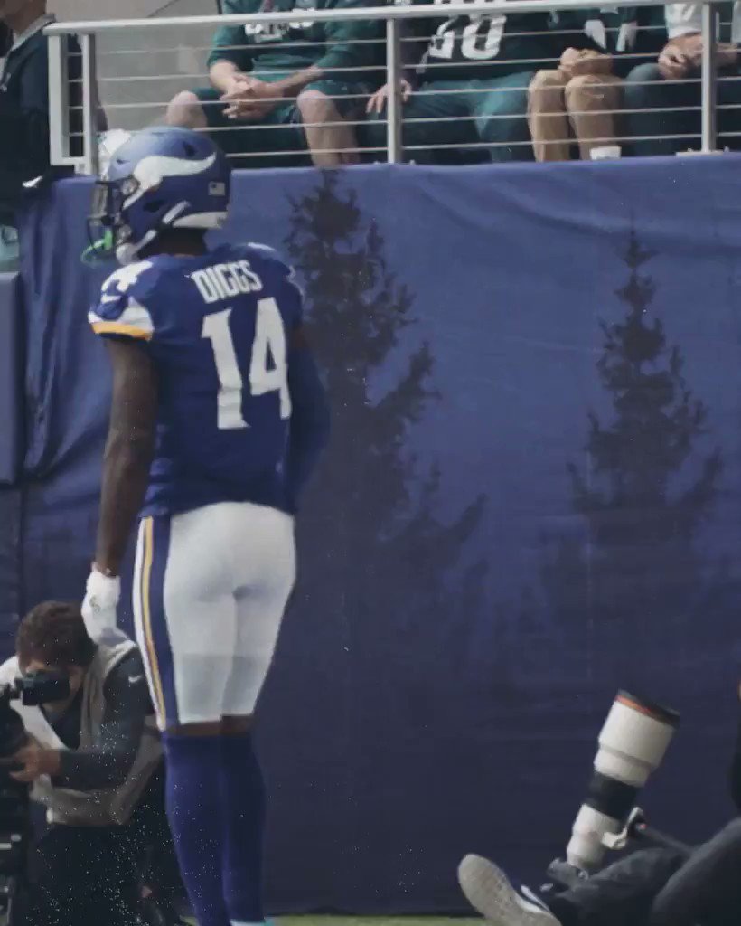 "πππ'π¬ π π¨! πππ'π¬ π ππ π’π!"
@Vikings β @Seahawks on Monday Night Football! https://t.co/e1K6El6i1r