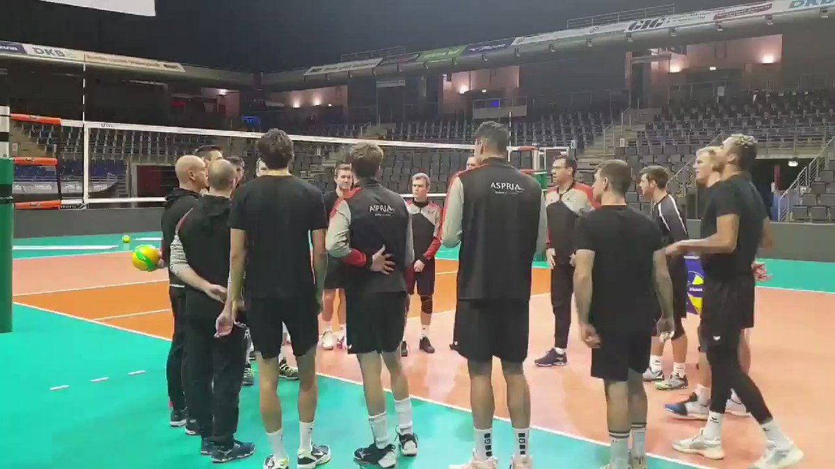 BR Volleys @BRVolleys