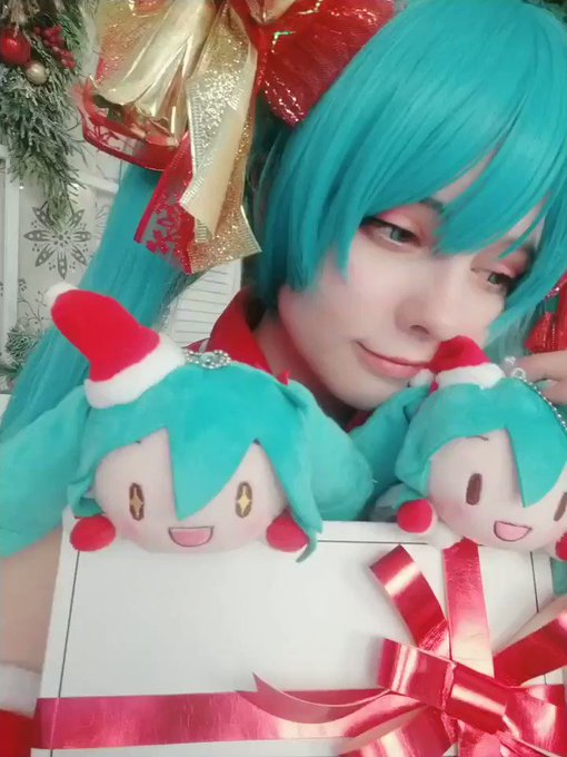 コスプレイヤーSaya ScarletのTwitter動画3