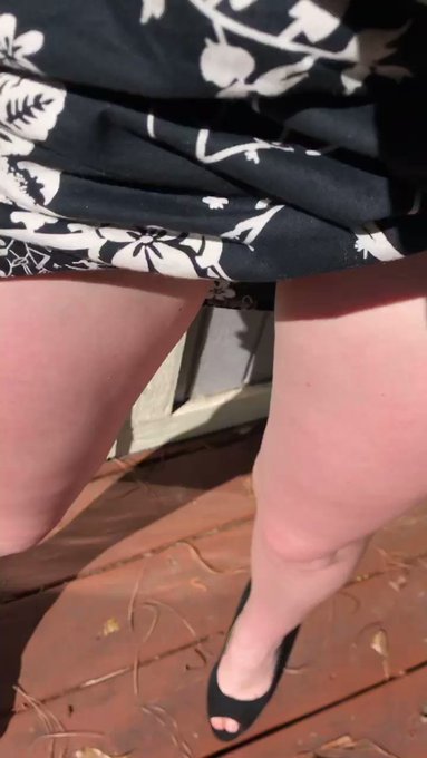 Hey sweeties! Had to give ya a little pee fetish on tinkletuesday😏 I hope you enjoy 💋

https://t.co/XiClvcKy6c