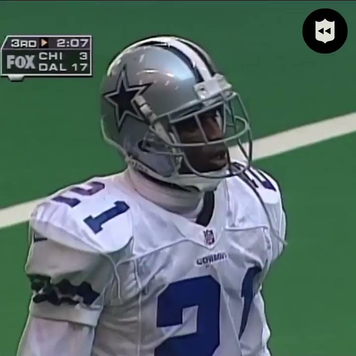 PrimeTime celebrating 30 yards before he scores is the most @DeionSanders thing ever. #DallasCowboys (Sept. 28, 1997)
#DALvsCHI: Thursday (8pm ET) on @nflnetwork | @NFLonFOX | @PrimeVideo