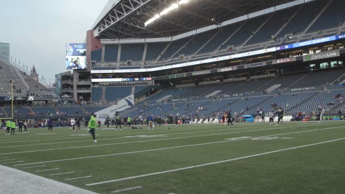 Russell Wilson @DangeRussWilson