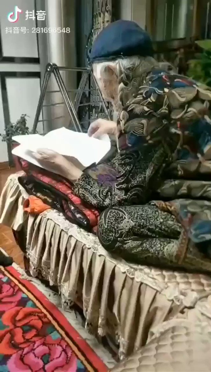 #Uyghur #Muslim in her 80’s should be reading the #Quran, but instead she is forced to learn #ChineseNo one can escape the evil of the #Chinese regime#chinazi