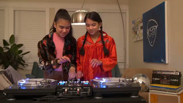 WOOOOO THANKS 4 THA LOVE GIRLS!!! @djsamiraandkayla
Amira & Kayla DJ practice video to Gang Starr's “Bad Name”...
#djsamiraandkayla #djpremier #gangstarr #gangstarrbadname #classichiphop
#OOTBY
@djpremier @gangstarr
R.I.P. GURU