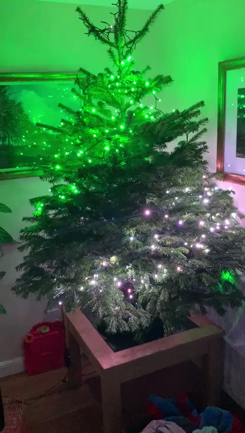árbol de Navidad Negro Cadena de Luces Pino iluminación LED Azul Oneconcept Everwhite decoración de 30 Piezas 180 cm de Altura simulación de Nieve árbol navideño Artificial 