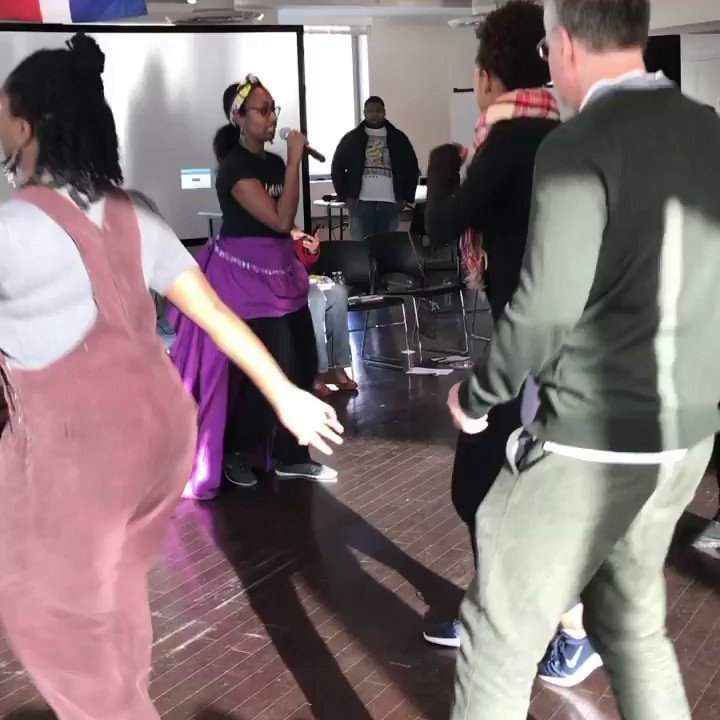 #LIVE w @NoMAAarts A community movement workshop presented by @BOMBAZODanceCo and #milteritucker #dance #uptown #movement #community #expression #drum #music #thearts #artmatters #percussion #drumming #drummers #drum
#now #nyc #communitydisplacement