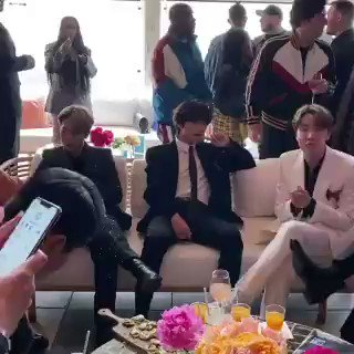 RT @bangtansIayer: BTS at network events : https://t.co/De8MDQDFm6