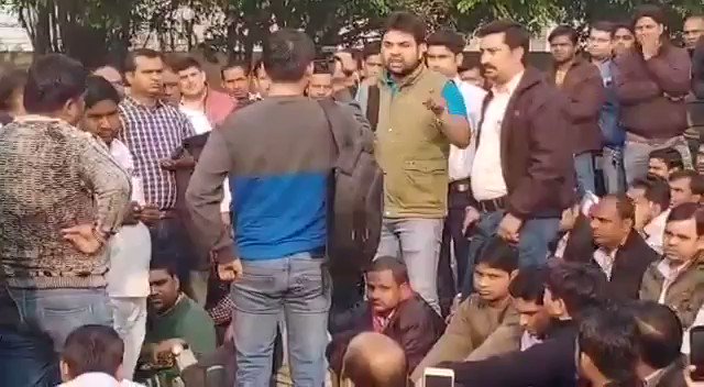 #hccb_crisis
#coke_crisis
This is not the right way @CocaCola. HCCB is playing continuously with employees.
@CocaColaCo @CocaCola_Ind
@HCCB_Official playing to employees family.
@HCCB_Official playing to employees future.
@HCCB_Official playing to employees life #8Yearsof5SOS https://t.co/DPKrPJ8Xpl