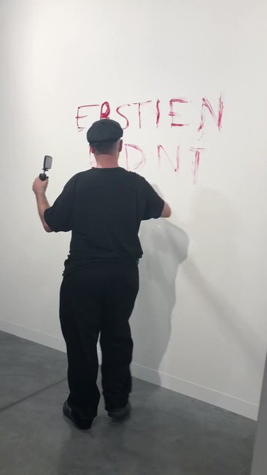 Duct-Taped Banana ‘Art’ Replaced with “Epstein Didn’t Kill Himself” Sign plus more lol SkTICq2QIGGfUch_?format=jpg&name=small