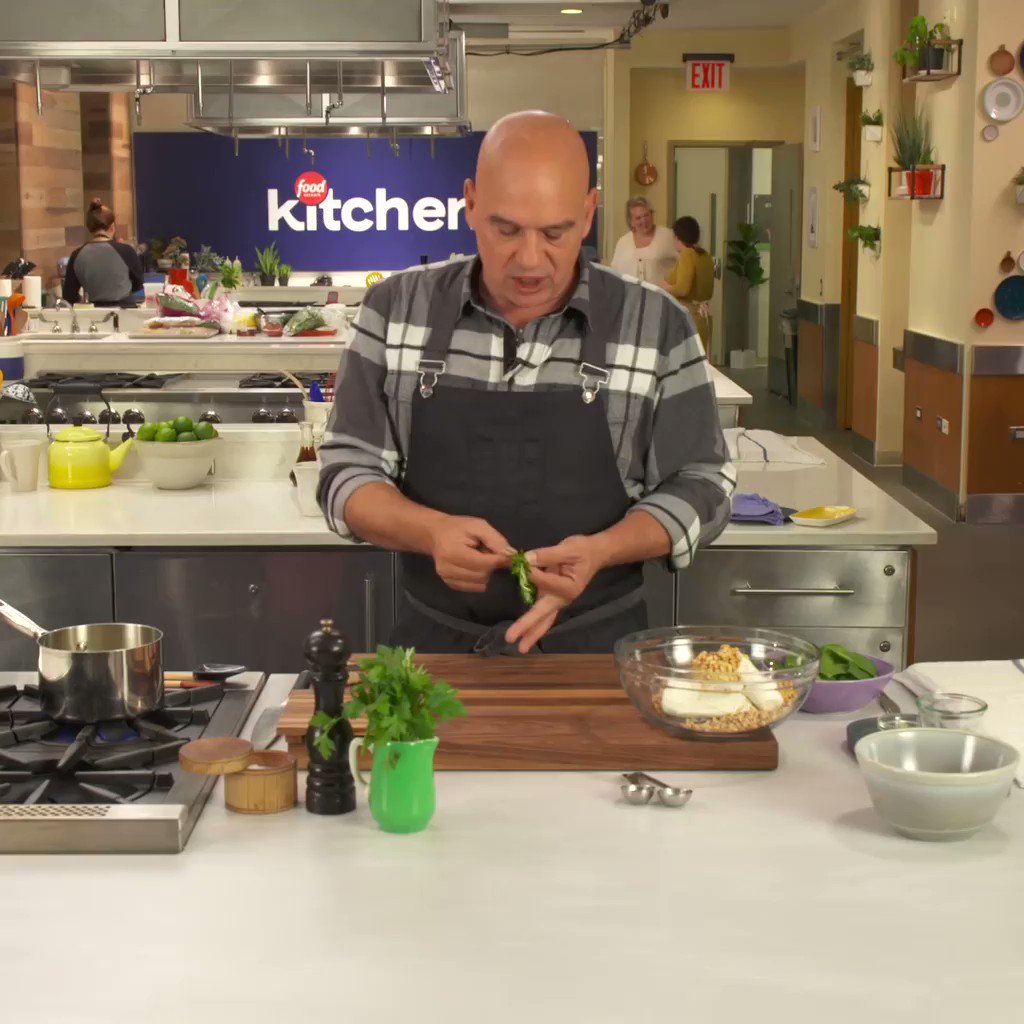 No rosemary shall go to waste! 🌱 Catch @chefsymon tomorrow on the #FoodNetworkKitchen app cooking live at 10a|9c and 12|11c. Order your groceries now to cook along and don't miss it!
