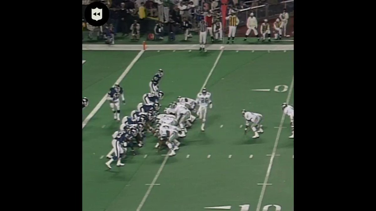 Randall Cunningham had some incredible plays... but this one may be his best. #FlyEaglesFly (Oct. 10, 1988)
#NYGvsPHI: TONIGHT at 8:15pm ET on ESPN