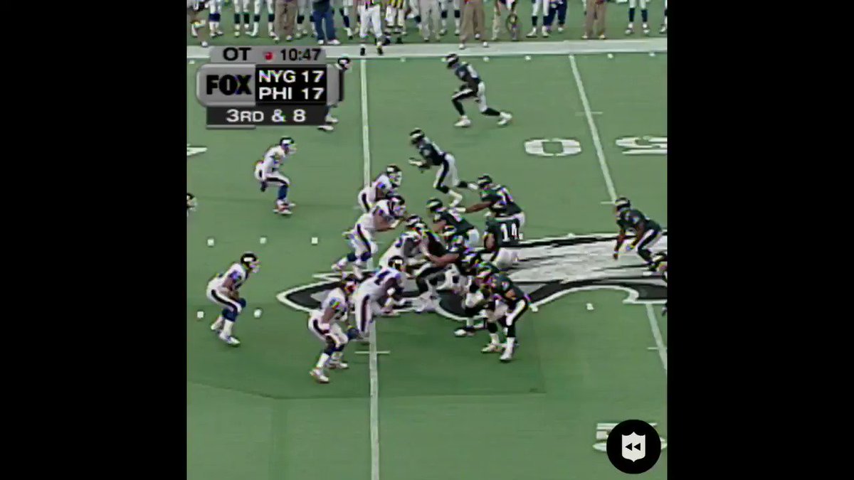 .@michaelstrahan called GAME with this pick six. (Oct. 31, 1999) #GiantsPride
#NYGvsPHI: TONIGHT 8:15pm ET on ESPN