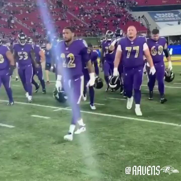 RG3 might have the best pregame routine in the NFL ππ @RGIII
(via @Ravens)
