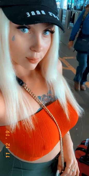 What’s Up LA!!! Going to get lit ? Then going to get fucked? #ilovemyjob https://t.co/iL5PFjSg9L