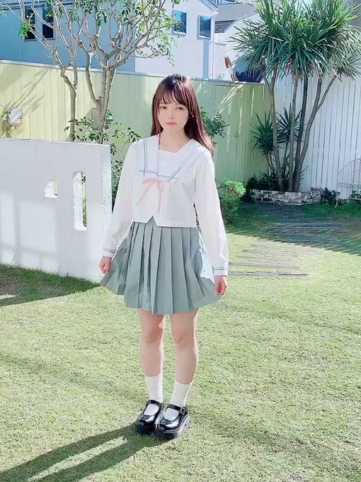 コスプレイヤーやなぎばころんのTwitterエロ動画1
