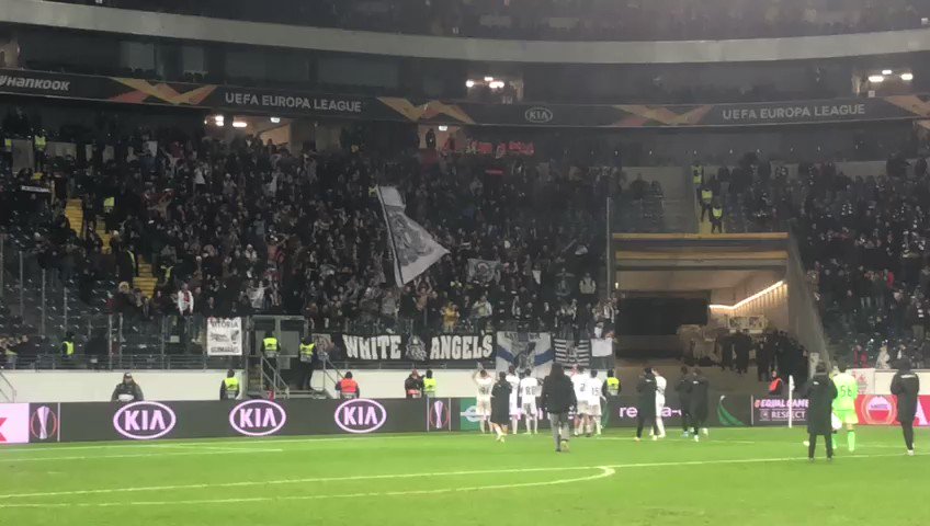 Num encontro com duas reviravoltas, os #Conquistadores não desistem e, com um forte apoio nas bancadas e fora delas, dão a volta ao marcador (2-3). Bravo, rapazes!!!