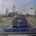【衝撃】居眠り運転で対向車のトラックと正面衝突する動画