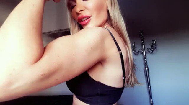 Pornstar Gili Sky joi Model - Pornstar Gili Sky joi