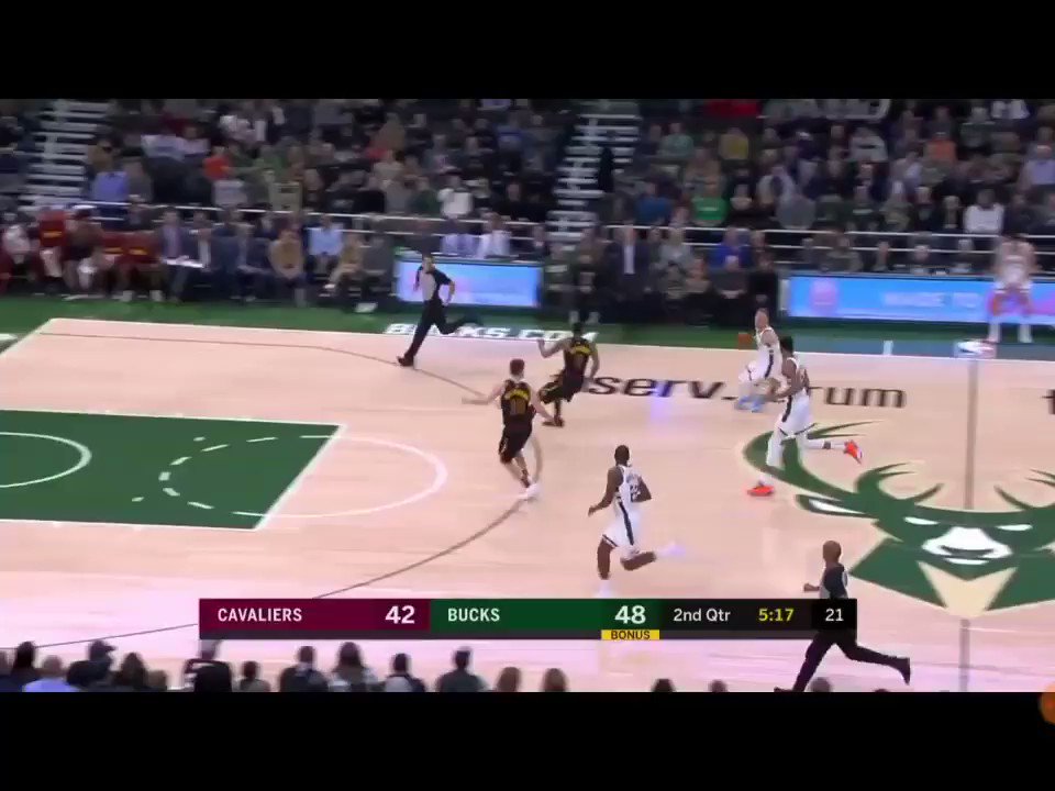 2 setmanes sense Bledsoe. Avui un 34-14 durant el 2n quart ha posat les bases de la 18a seguida dels Bucks amb 24 (8/12) Middleton en 23' i 29 (12/20) en 24' Antetokounmpo. #FearTheDeer