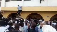 https://pbs.twimg.com/ext_tw_video_thumb/1207606210318553088/pu/img/PKCOz0gX3ZJs9Nat?format=jpg&amp;name=240x240