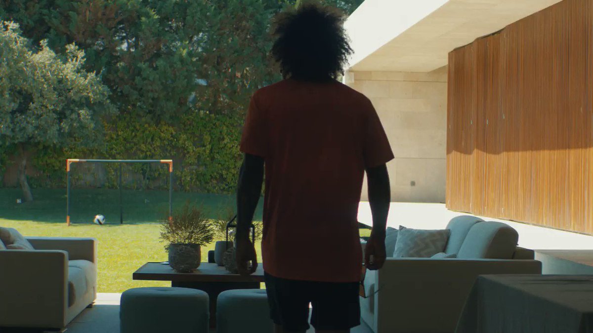 See good times. See it in Prizm. ⚡️🤟🏾 Nova campanha da @oakley great times #SeeItInPrizm #M12 😎 https://t.co/DVYaLC8EWU
