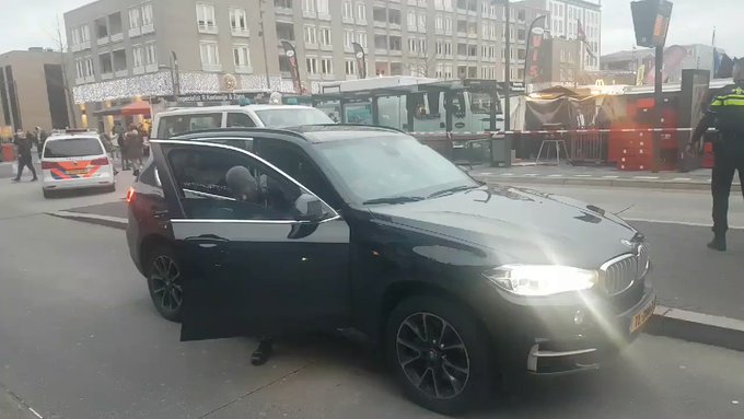 [Update] [Video's] EÃƒÂ©n dode na schietpartij op Stadhuisplein