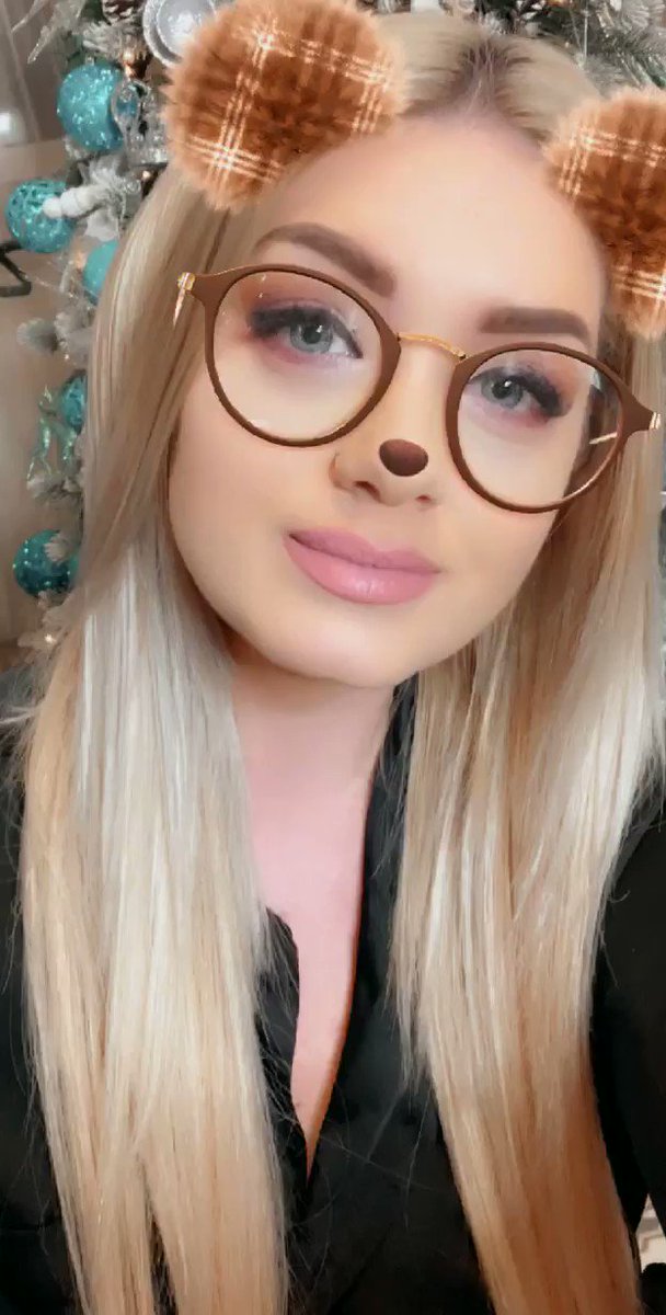 Model - Bianca curvy