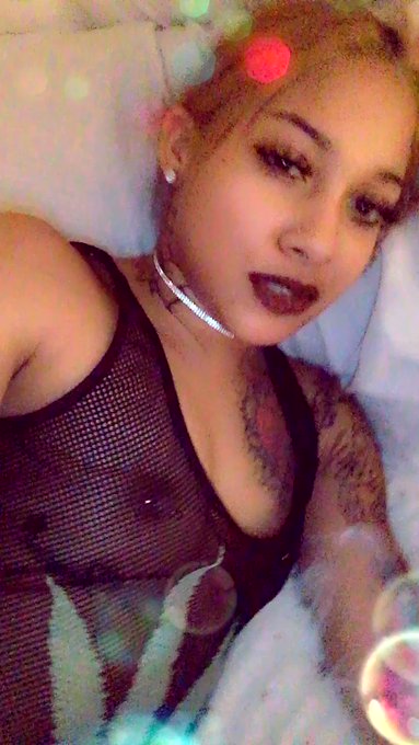 Hey guys follow my #Instagram @toxicshawni or my #fansonly  to playhttps://onlyfans.com/shawnibadd https://t<a href="/tag/instagram"class="tags">#Instagram</a><a class="tags" target="_blank" title="On Twitter" href="/?out=eyJ0eXAiOiJKV1QiLCJhbGciOiJIUzUxMiJ9.eyJpYXQiOjE3MjQ2NTY1NDAsImlzcyI6InR3cG9ybnN0YXJzLmNvbSIsIm5iZiI6MTcyNDY1NjU0MCwiZXhwIjoxNzU2MTkyNTQwLCJyZWRpcmVjdF91cmwiOiJodHRwczovL3R3aXR0ZXIuY29tL3RveGljc2hhd25pIn0.CZZTsIOdXQFWf-N2Wl2uTjcNLin4527GwOC7pFEvQIBBX5XActL3_mbVA0s0Q3qadu1d_V1wqxUNGBr80P2c2g">@toxicshawni</a><a href="/tag/fansonly"class="tags"><span>#fansonly</span></a>