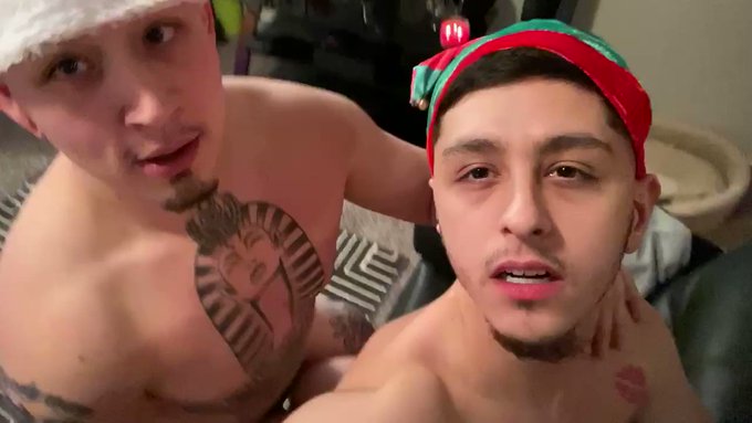 I came home to him wearing these little elf boxers & hat so I gave him an early gift ? ??

?https://t