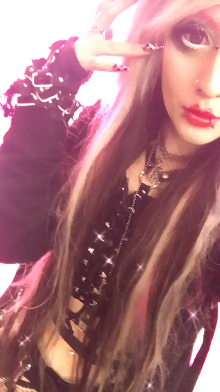 💗Alice Hellfox 🦊 on X: 