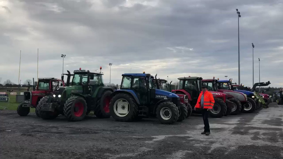 Clontuskert NS (@clontuskertns) on Twitter photo 29/12/2019 15:24:42 Another view! 🚜 🚜🚜🚜🚜🚜 Another view! 🚜 🚜🚜🚜🚜🚜