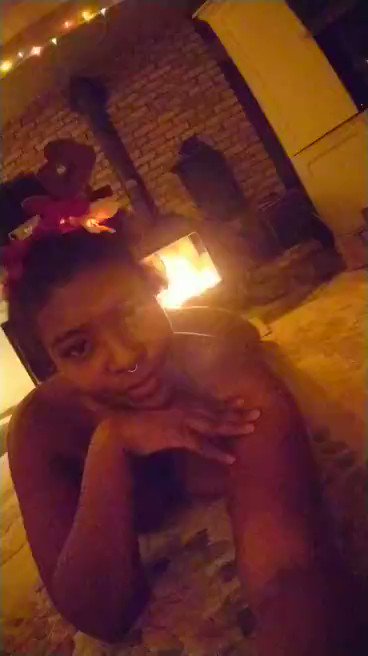 Model - Ivy Piper milf