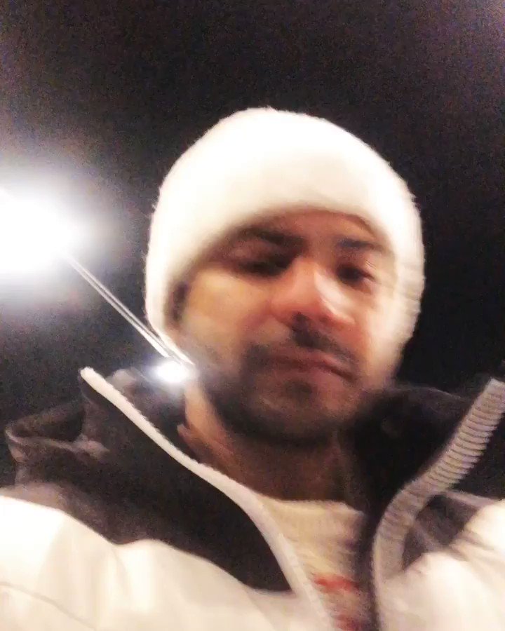 Varun SAHEJ Dhawan (@Varun_dvn) on Twitter photo 30/12/2019 13:41:38 RAP and ICESKATE ⛸ ☃️ #Sd3 Watch till the end so u know why you should never try this RAP and ICESKATE ⛸ ☃️ #Sd3 Watch till the end so u know why you should never try this