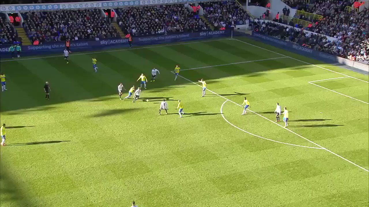 Happy 31st Birthday to ex-magpie Tim Krul Never ever forget THAT performance vs. Spurs   / 