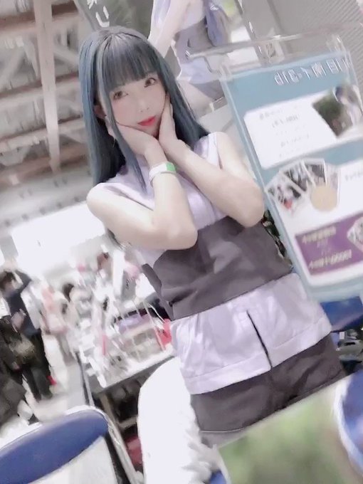 コスプレイヤー茶叶小果のTwitter動画2